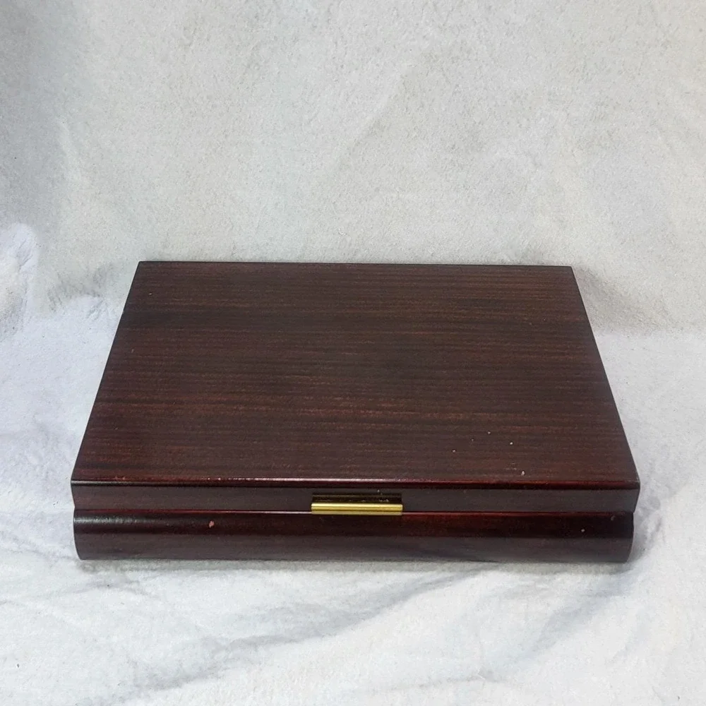 Vintage 1847 Rogers Bros. Silverware Wood Red Felt Lined Empty Storage Case Box